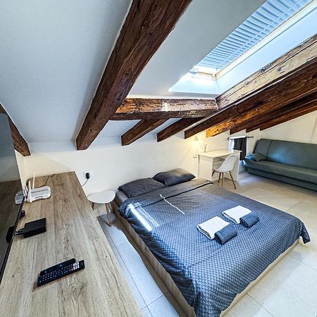 Damir Skomina Apartments Capodistria Esterno foto