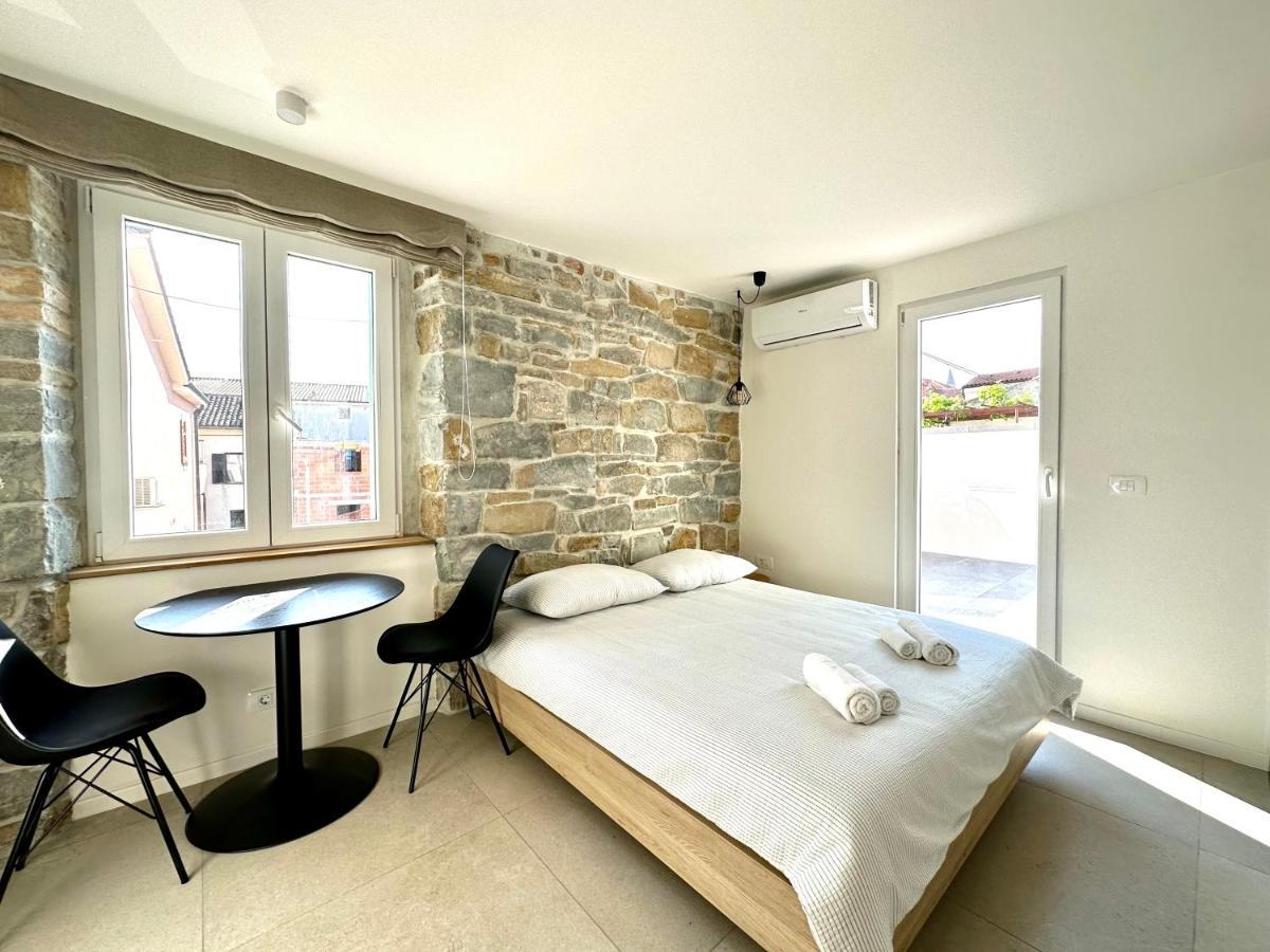 Damir Skomina Apartments Capodistria Esterno foto