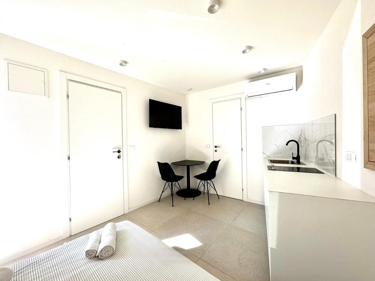 Damir Skomina Apartments Capodistria Esterno foto