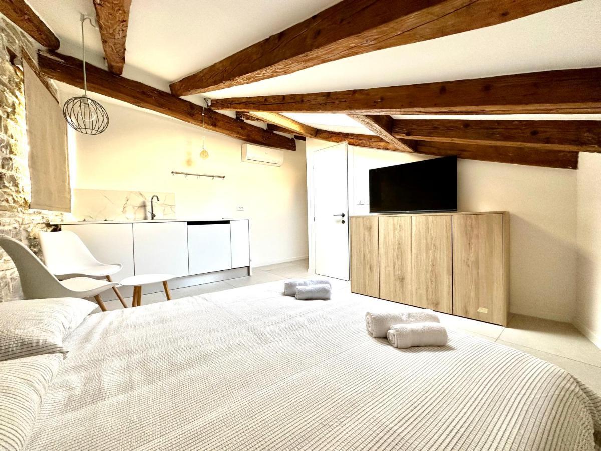 Damir Skomina Apartments Capodistria Esterno foto