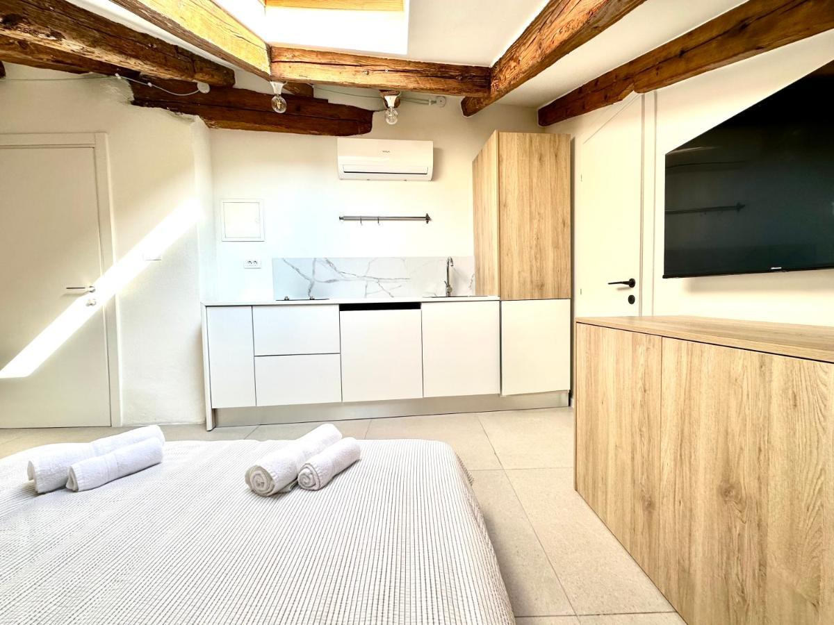Damir Skomina Apartments Capodistria Esterno foto