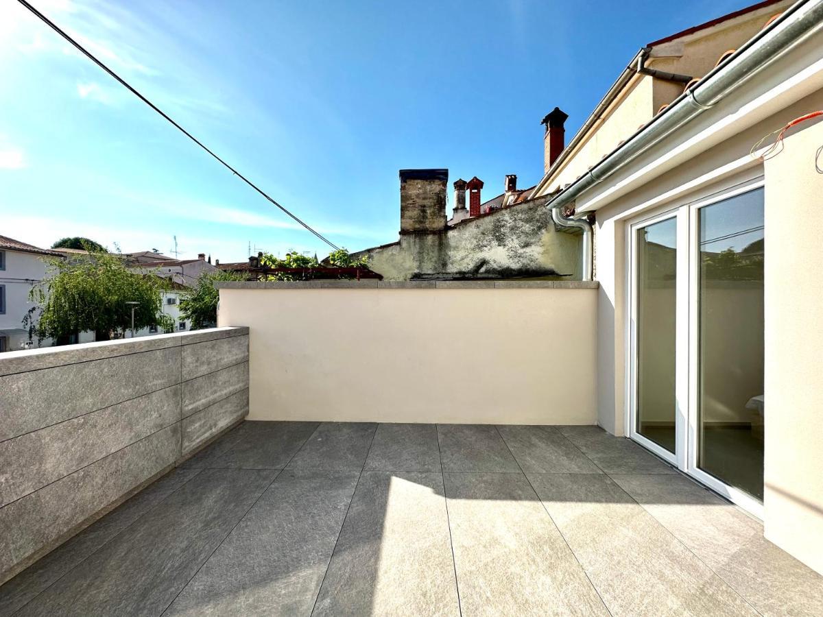 Damir Skomina Apartments Capodistria Esterno foto