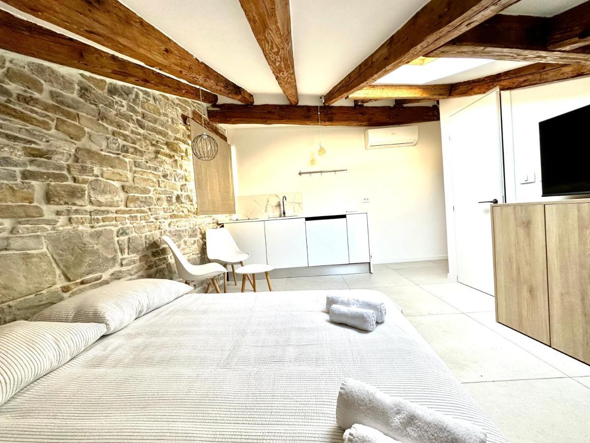 Damir Skomina Apartments Capodistria Esterno foto