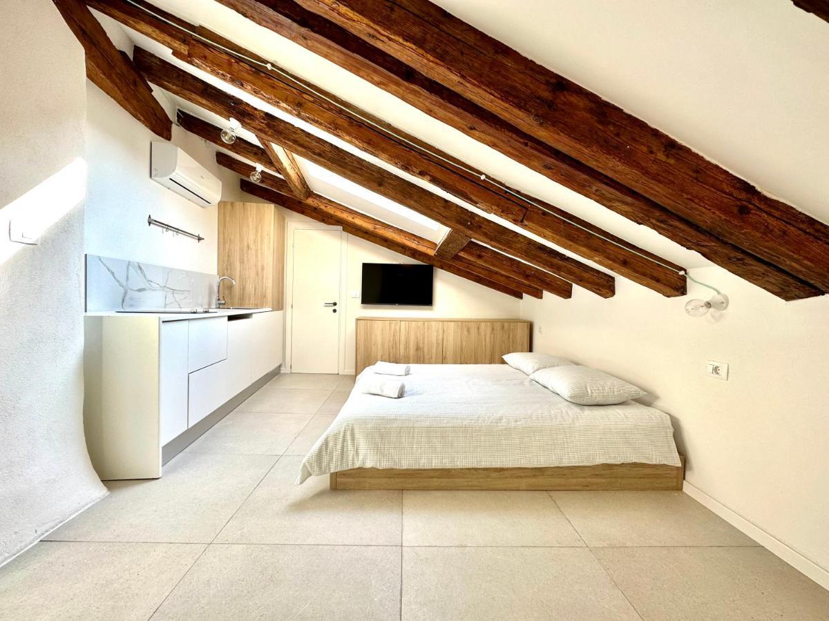 Damir Skomina Apartments Capodistria Esterno foto