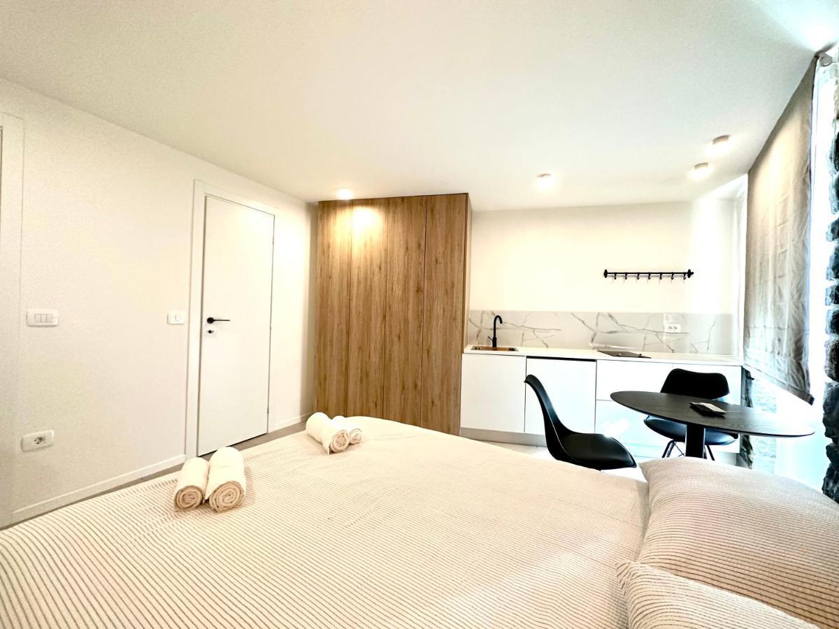 Damir Skomina Apartments Capodistria Esterno foto