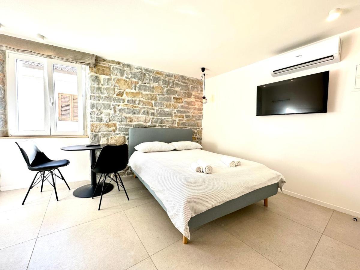 Damir Skomina Apartments Capodistria Esterno foto