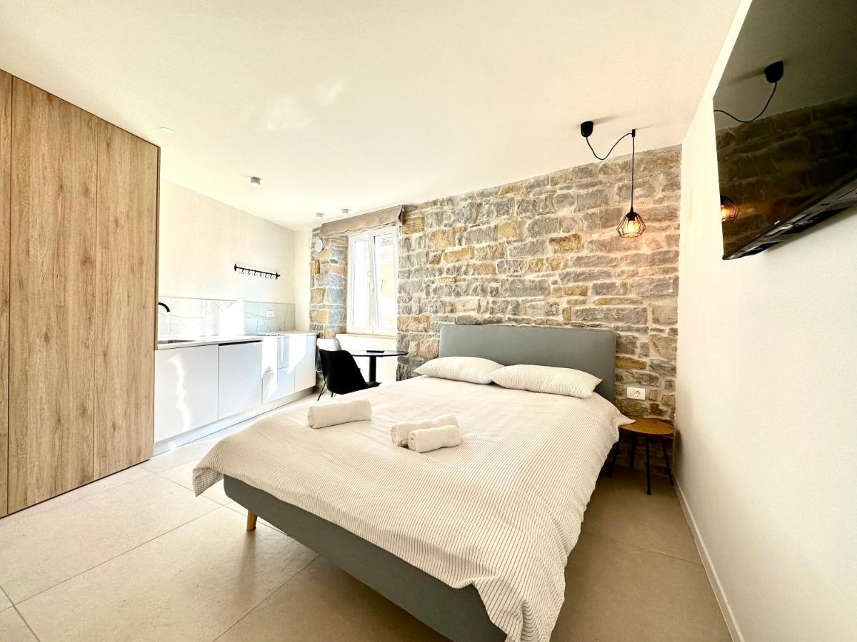 Damir Skomina Apartments Capodistria Esterno foto