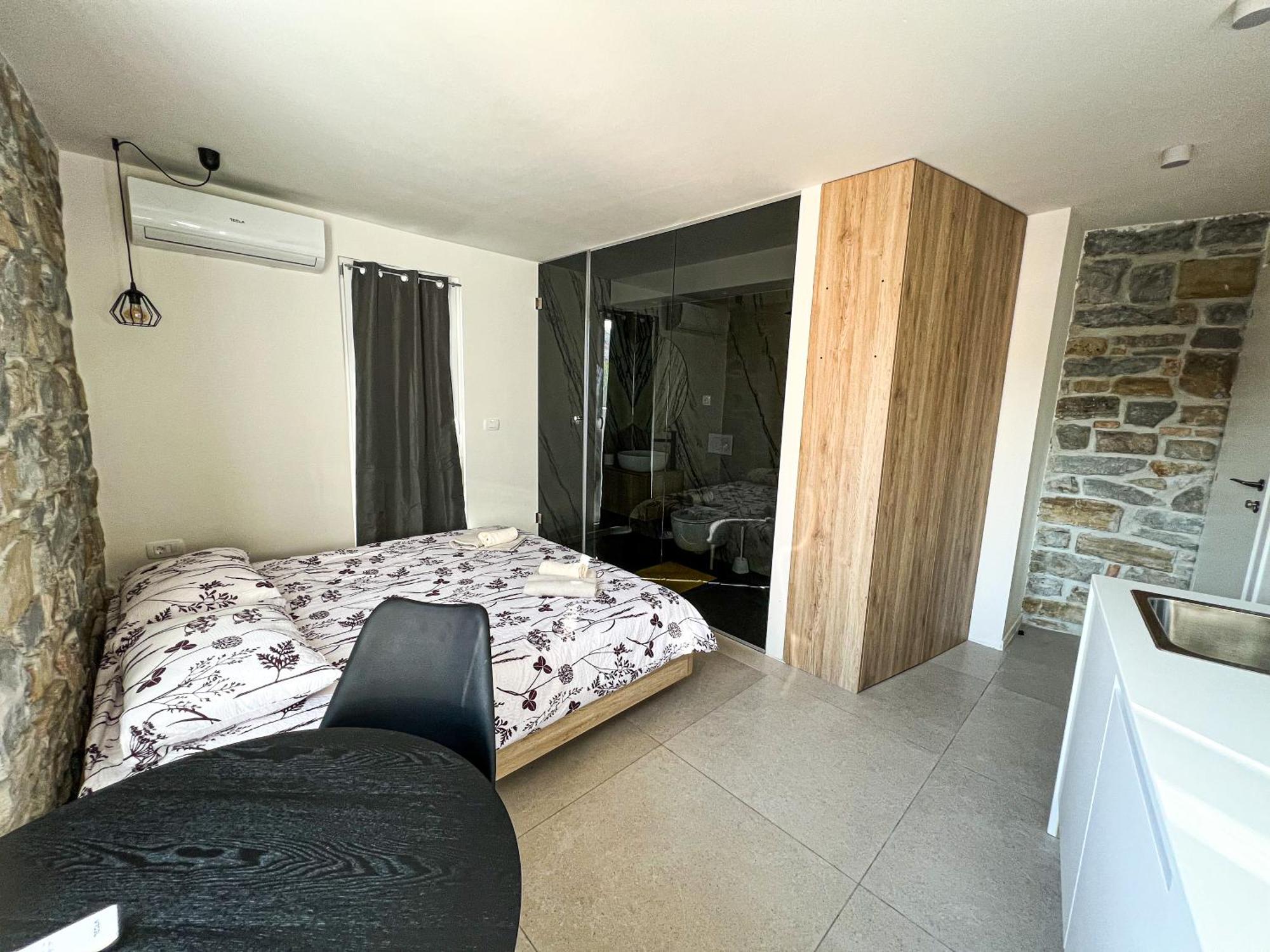 Damir Skomina Apartments Capodistria Esterno foto